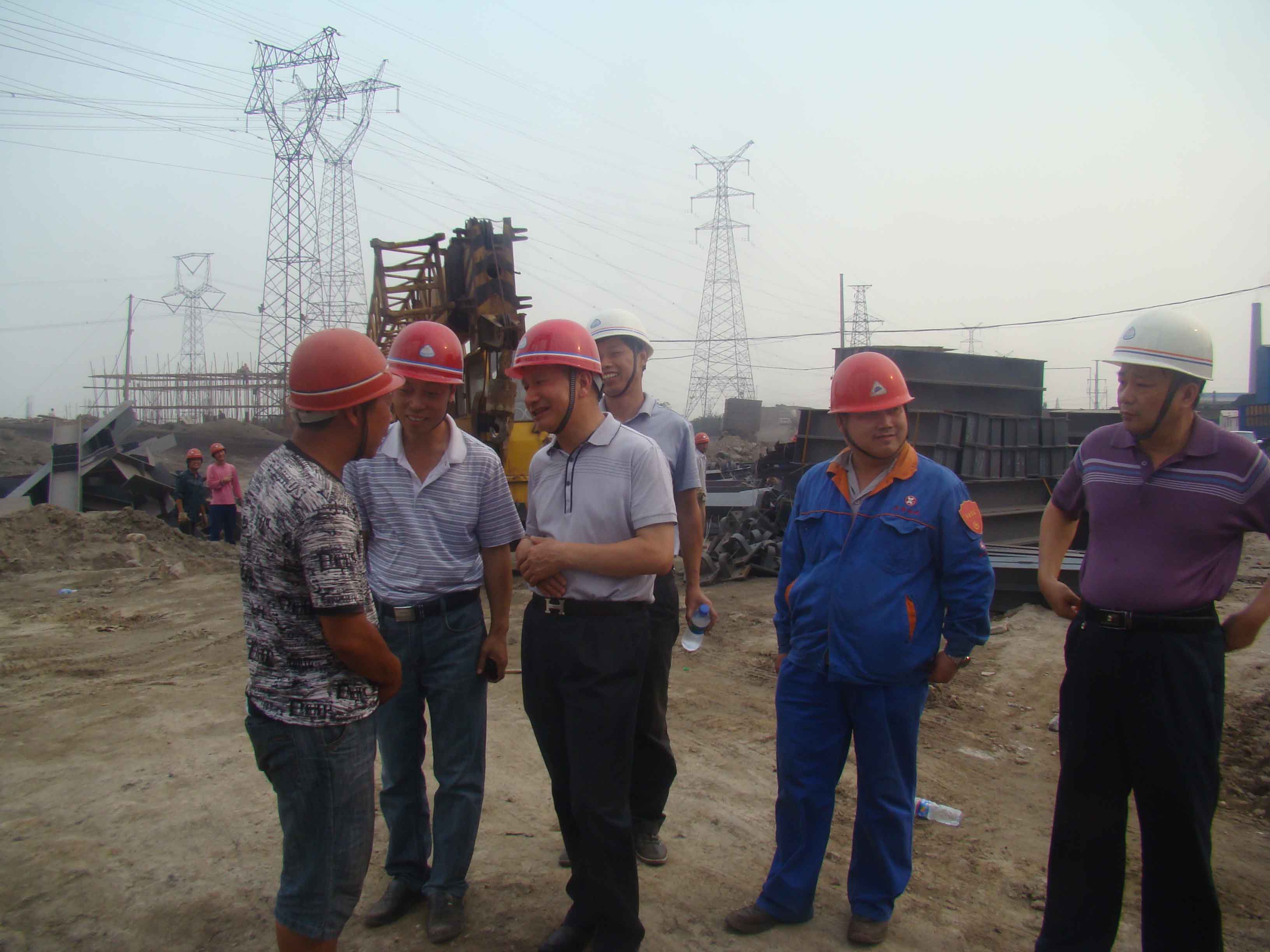 陈茂春董事长深入生产一线 检查指导工作.jpg